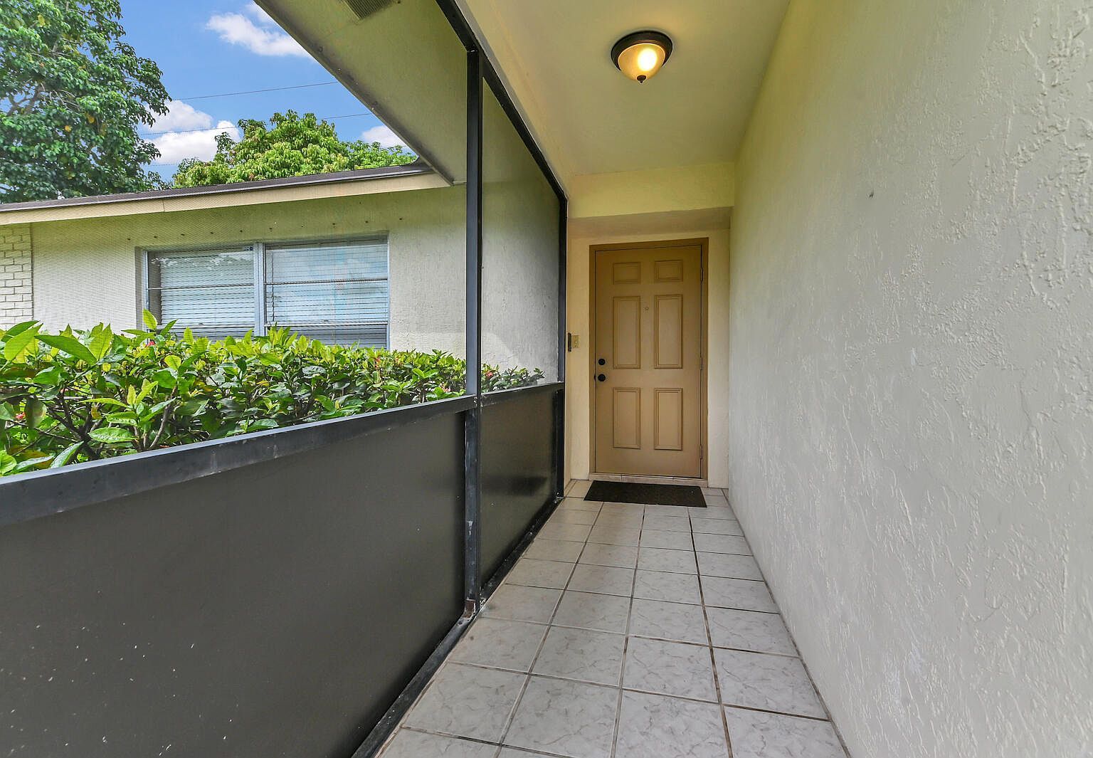 5001 Woodstone Cir N Lake Worth, FL 33463 - Thumbnail 5