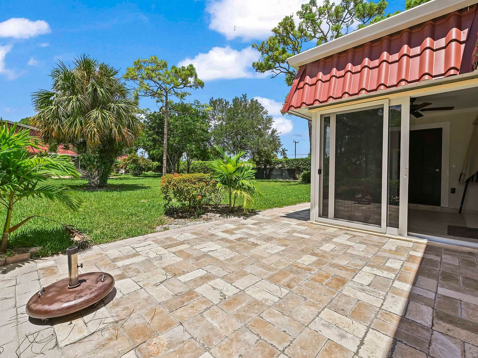 647 Marlboro Oval Lake Worth, FL 33467 - Thumbnail 5