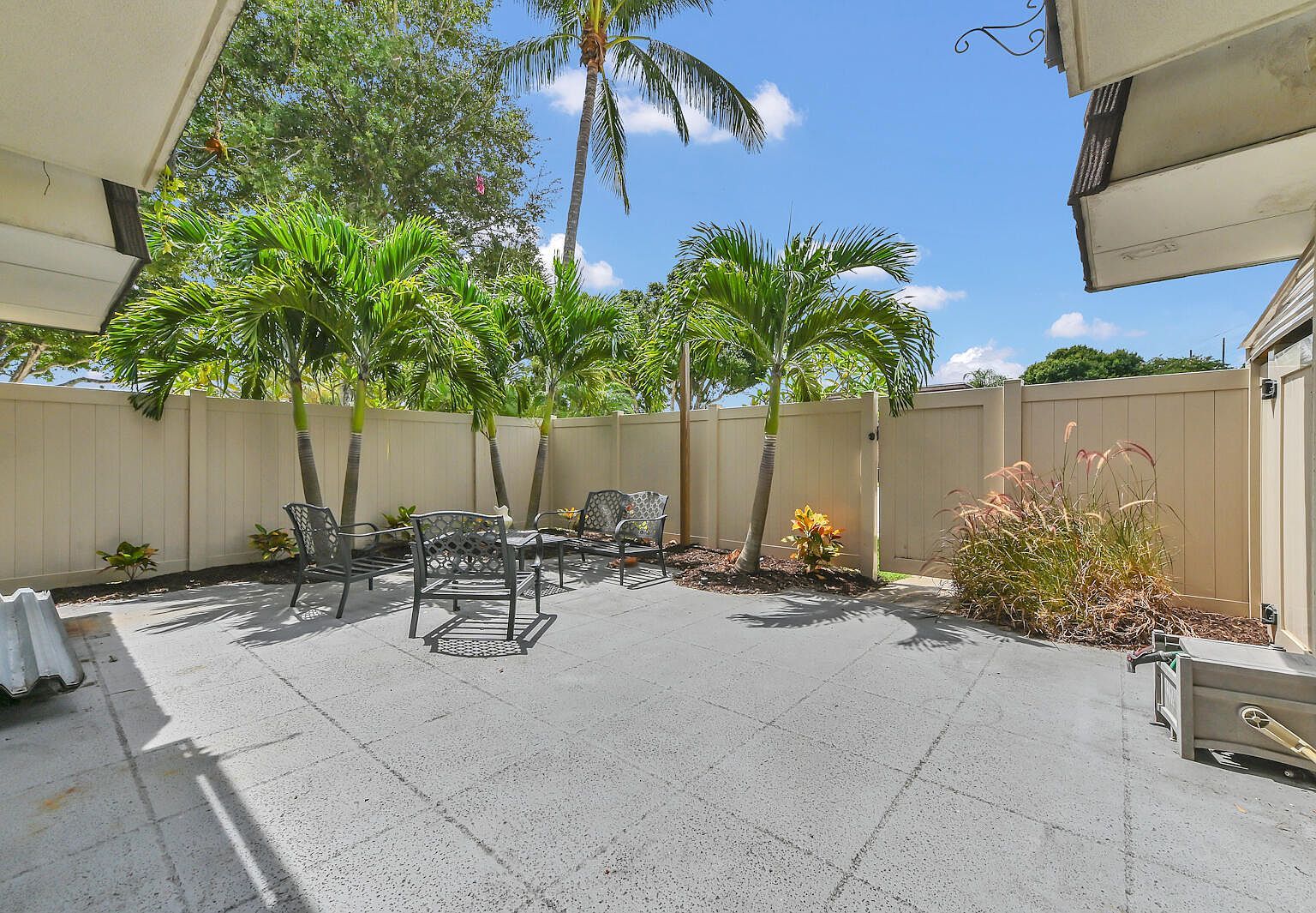 7315 73rd Way West Palm Beach, FL 33407 - Thumbnail 5