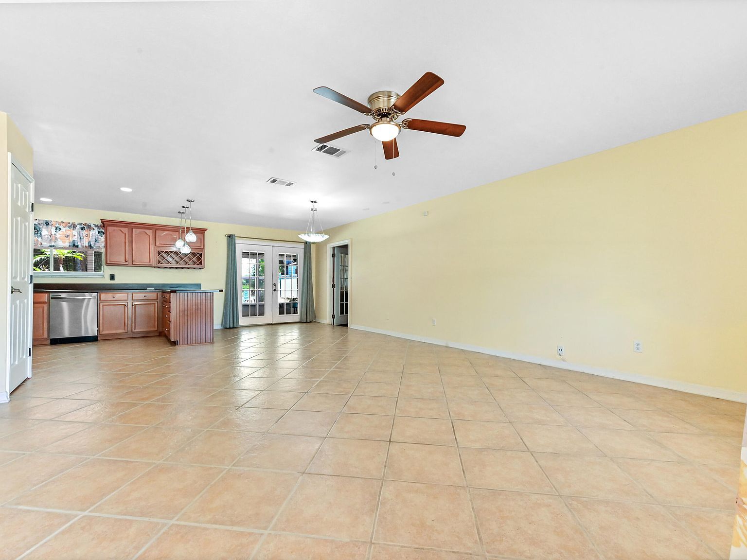 1318 SE Vestridge Ln Port Saint Lucie, FL 34952 - Thumbnail 5