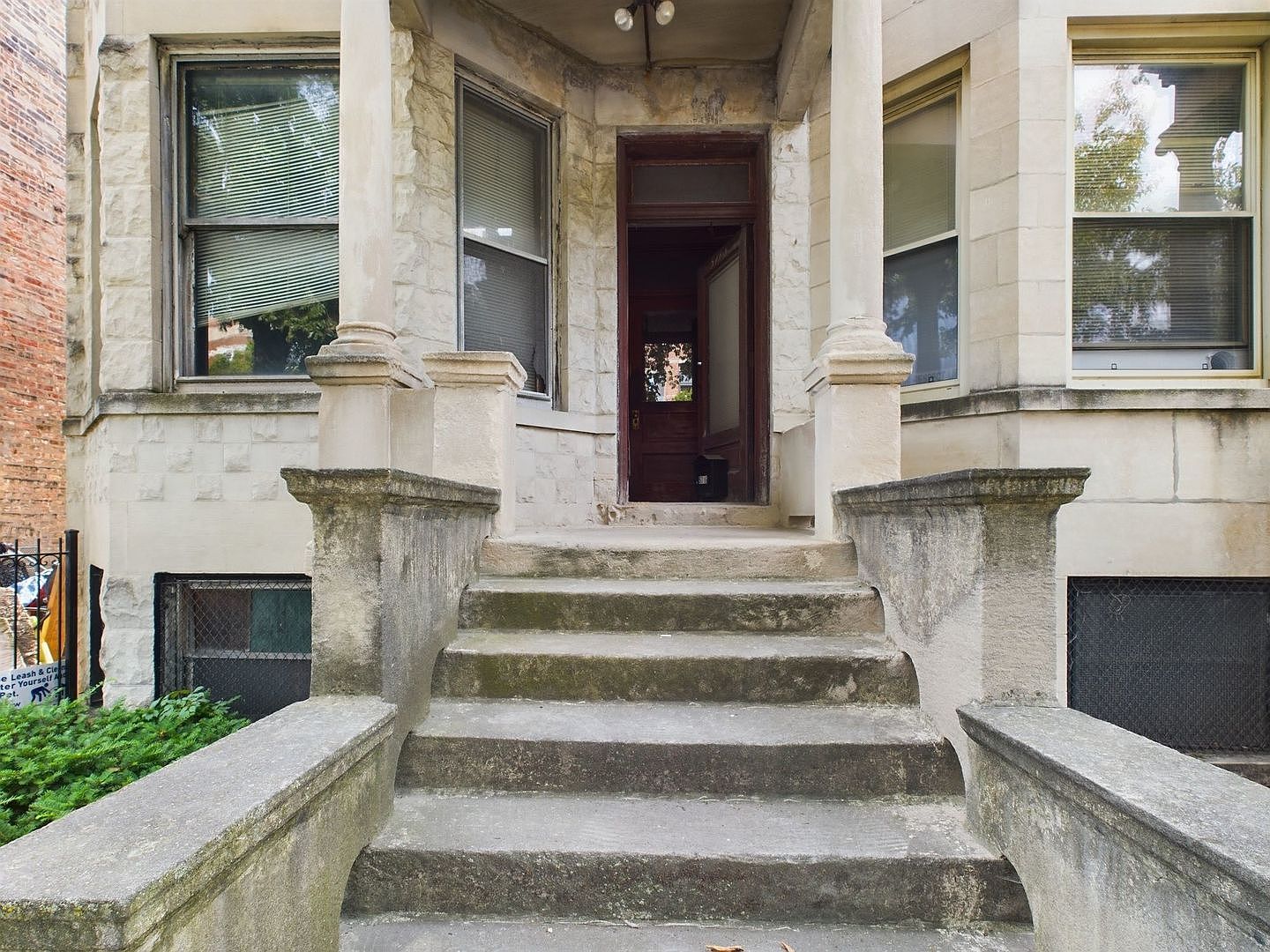 5716 S Indiana Ave Chicago, IL 60637 - Thumbnail 5