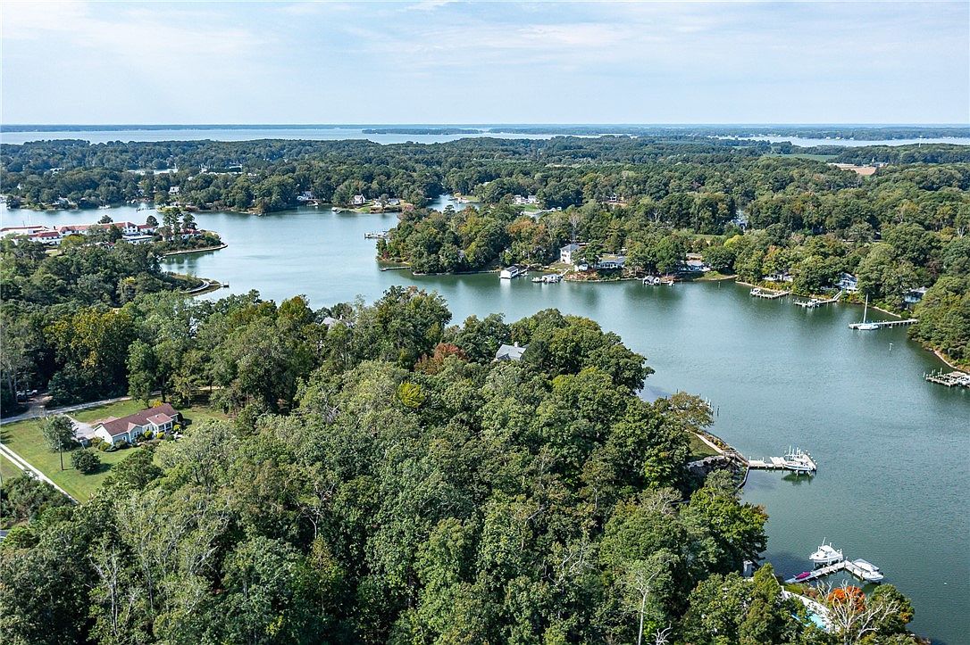 2 York Rd Irvington, VA 22480 - Thumbnail 5