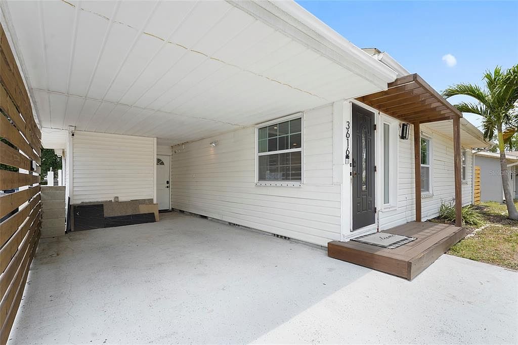 3616 Stardust Pl Sarasota, FL 34232 - Thumbnail 5