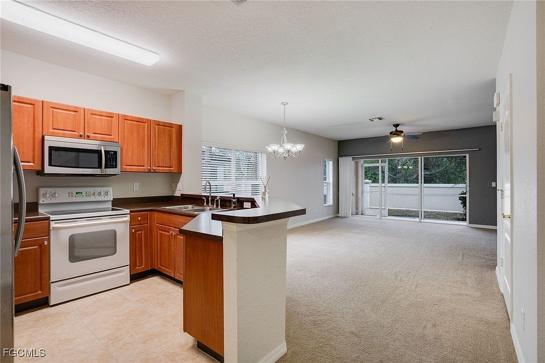 8545 Athena Ct Lehigh Acres, FL 33971 - Thumbnail 5