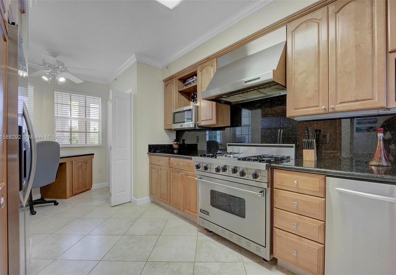 101 Gulfview Dr APT 116 Islamorada, FL 33036 - Thumbnail 5