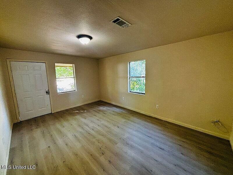 2716 Rutledge Ave Jackson, MS 39213 - Thumbnail 5