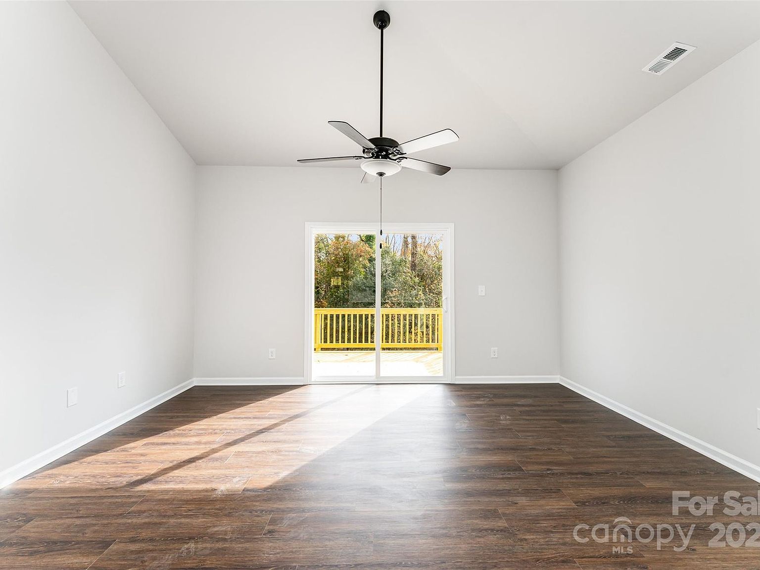 510 Mill St Lowell, NC 28098 - Thumbnail 5