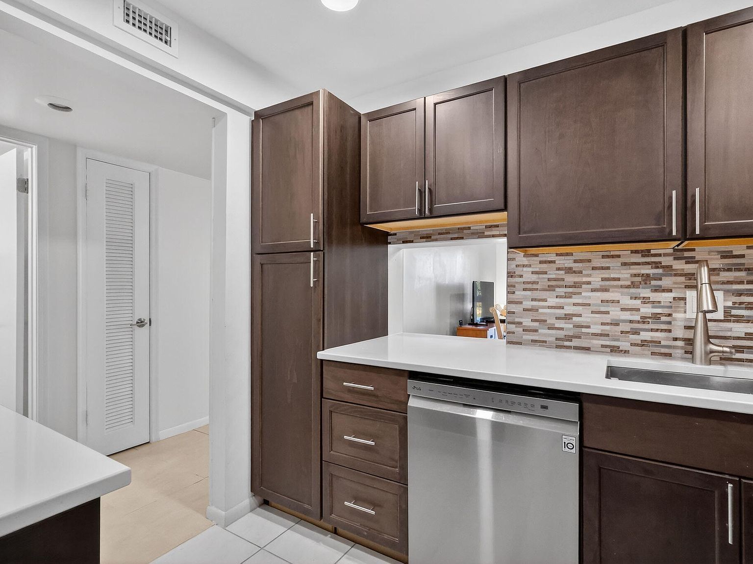 2615 NE 1st Ct APT 201 Boynton Beach, FL 33435 - Thumbnail 5