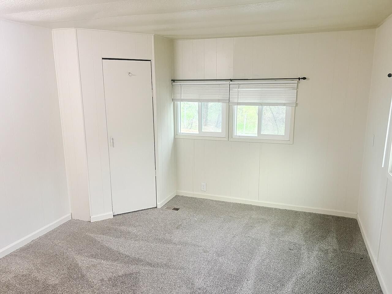 14578 Bass Dr Space 22 Redding, CA 96003 - Thumbnail 5