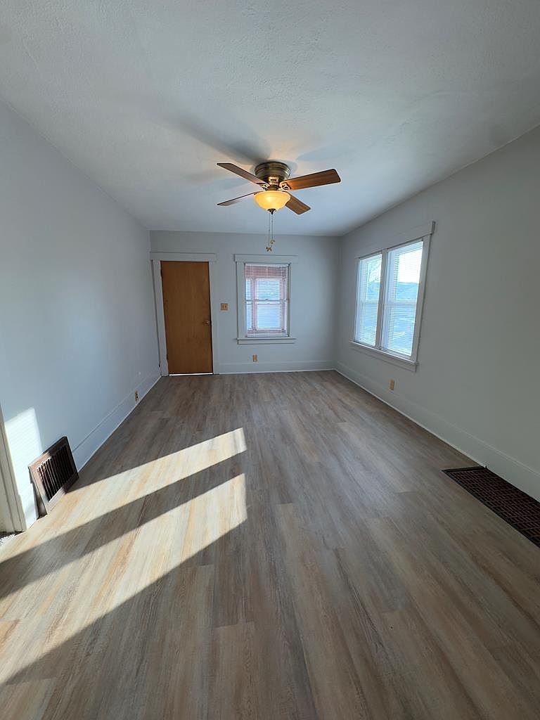 1112 S 24th St Fort Dodge, IA 50501 - Thumbnail 5