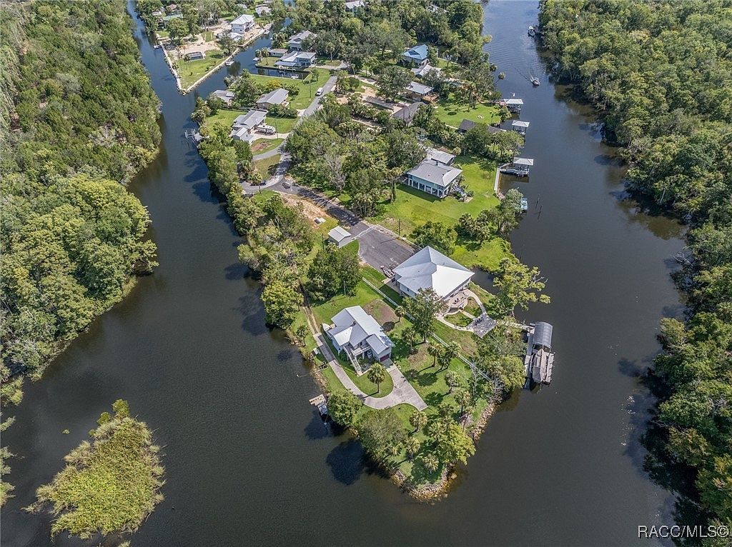 47 Magnolia Ave Yankeetown, FL 34498 - Thumbnail 5