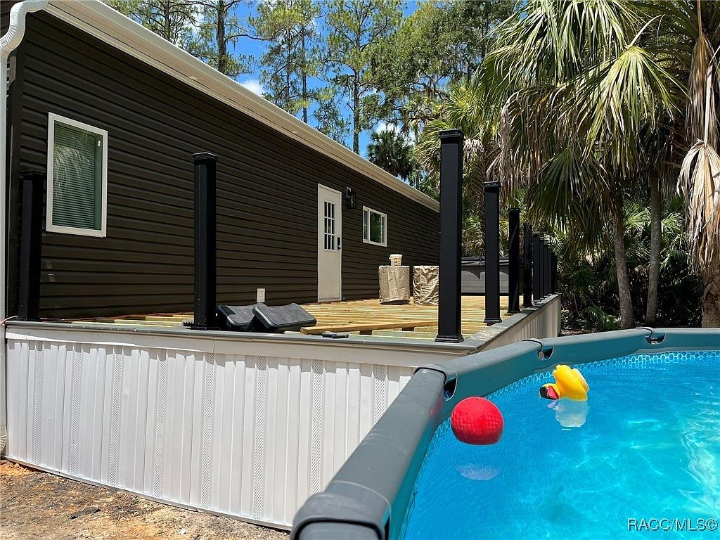 375 Sapp St Inglis, FL 34449 - Thumbnail 5