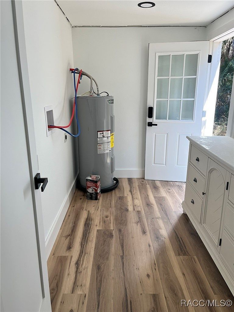 345 Sapp St Inglis, FL 34449 - Thumbnail 5