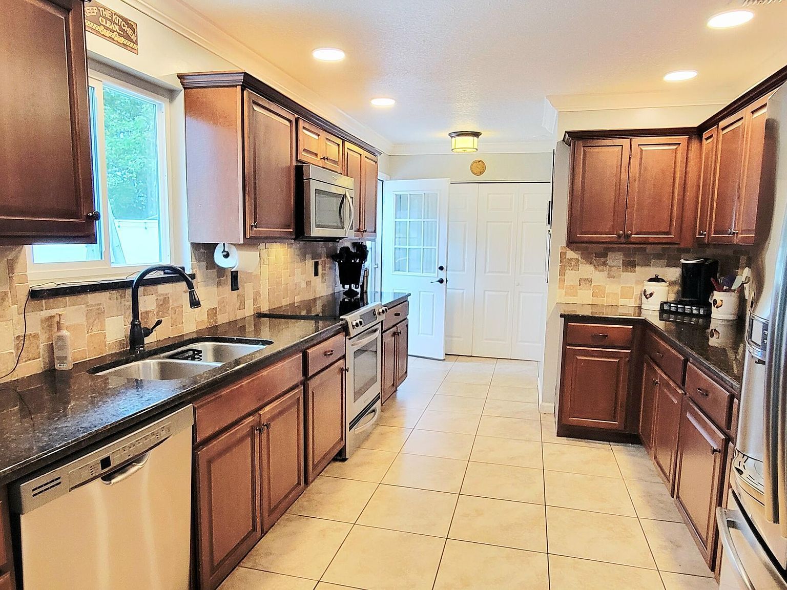 12213 Governors Dr W Jacksonville, FL 32223 - Thumbnail 5