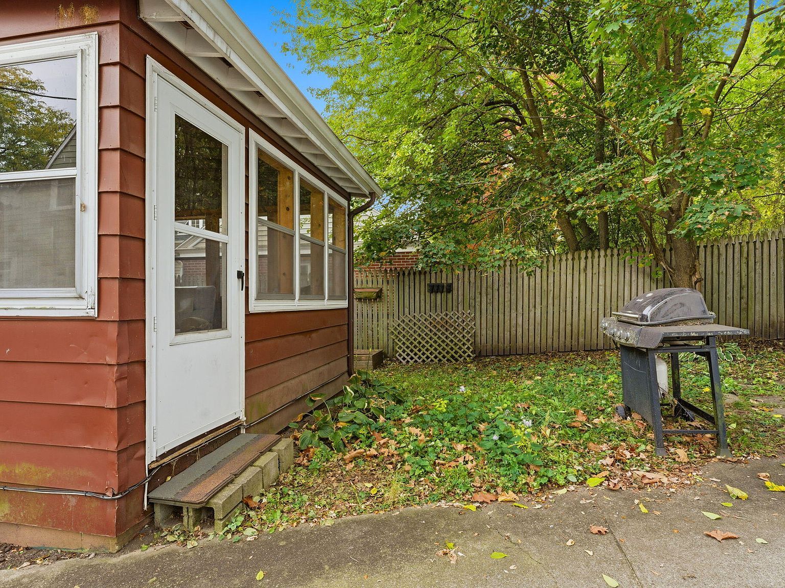 39 Broad St N Battle Creek, MI 49017 - Thumbnail 5