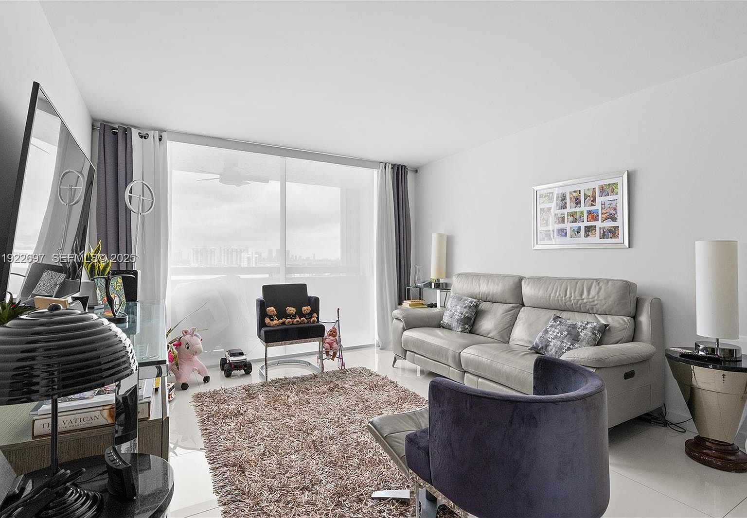 1775 Washington Ave APT 14F Miami Beach, FL 33139 - Thumbnail 5