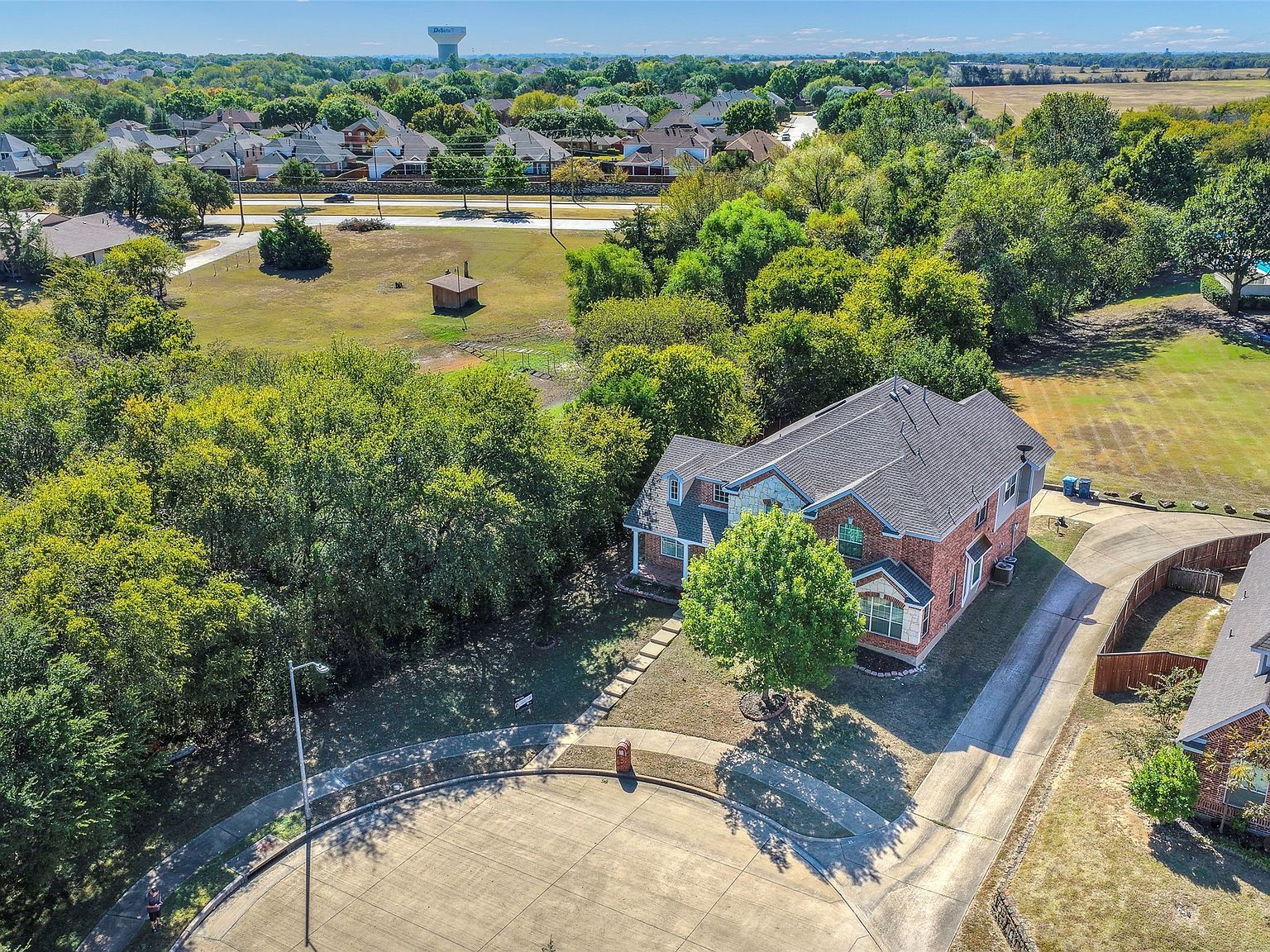 1700 Little River Ct Desoto, TX 75115 - Thumbnail 5