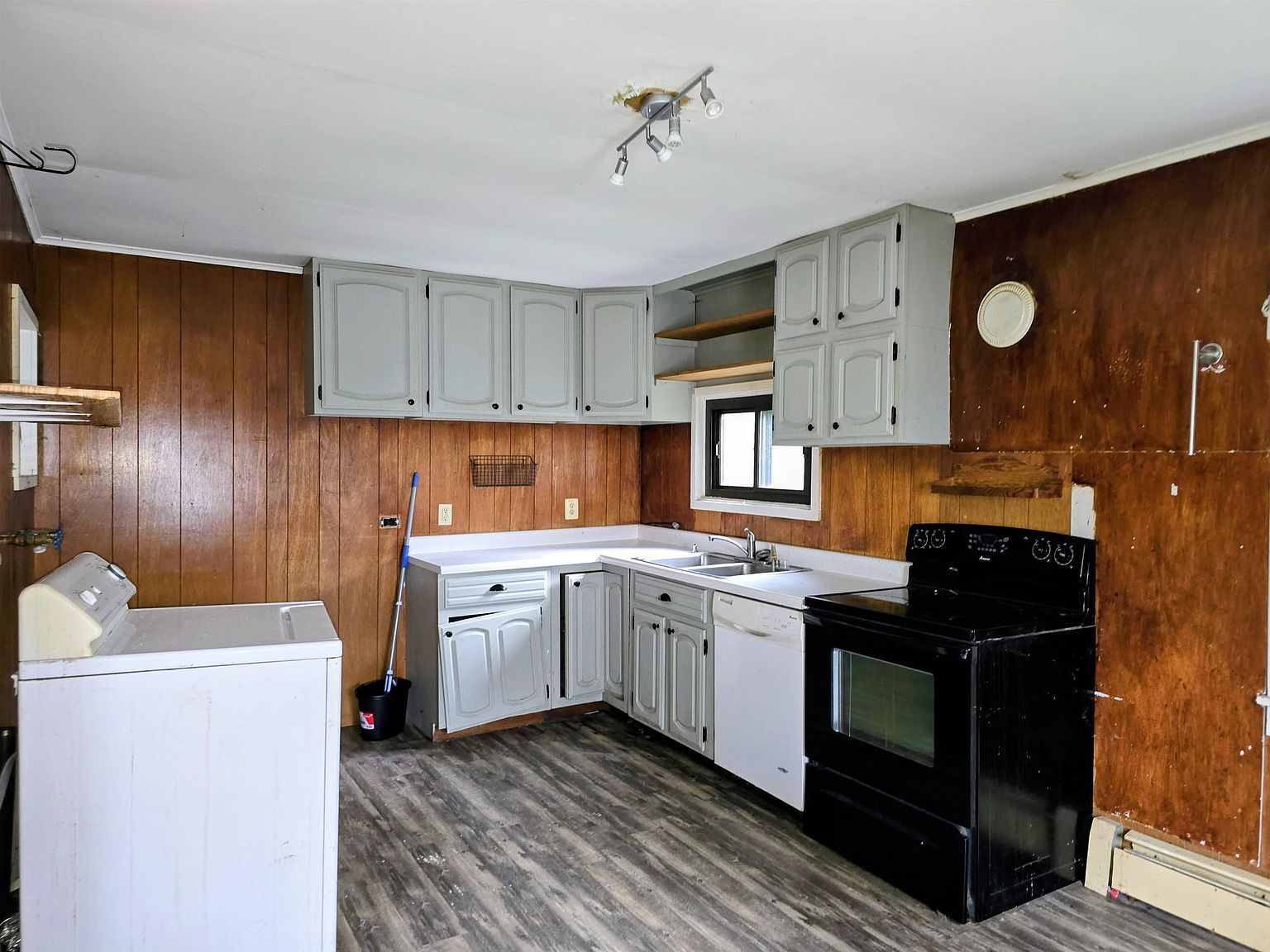 8574 State Route 25 East Corinth, VT 05040 - Thumbnail 5