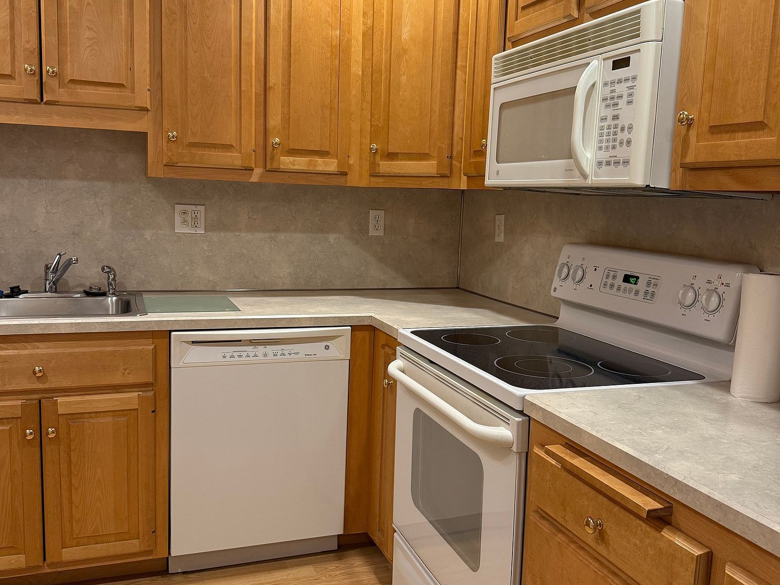 380 Main St UNIT 4 Wallingford, CT 06492 - Thumbnail 5