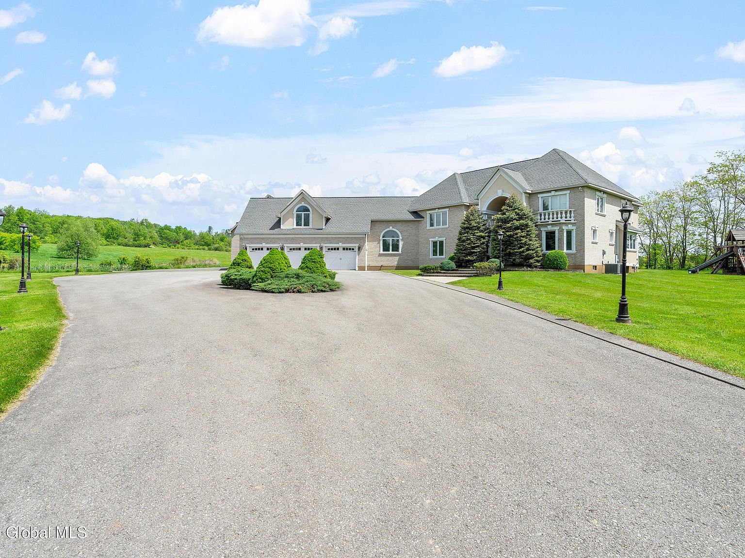 1310 Currybush Rd Schenectady, NY 12306 - Thumbnail 5