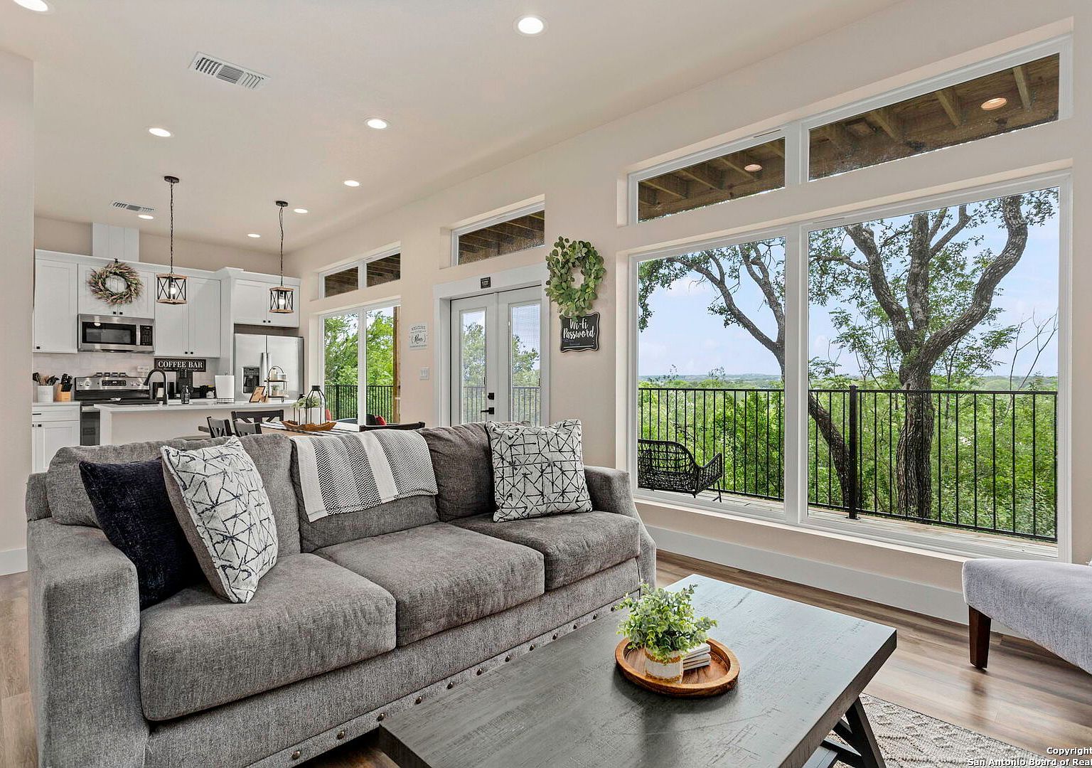 1121 Gruene Rd #A New Braunfels, TX 78130 - Thumbnail 5