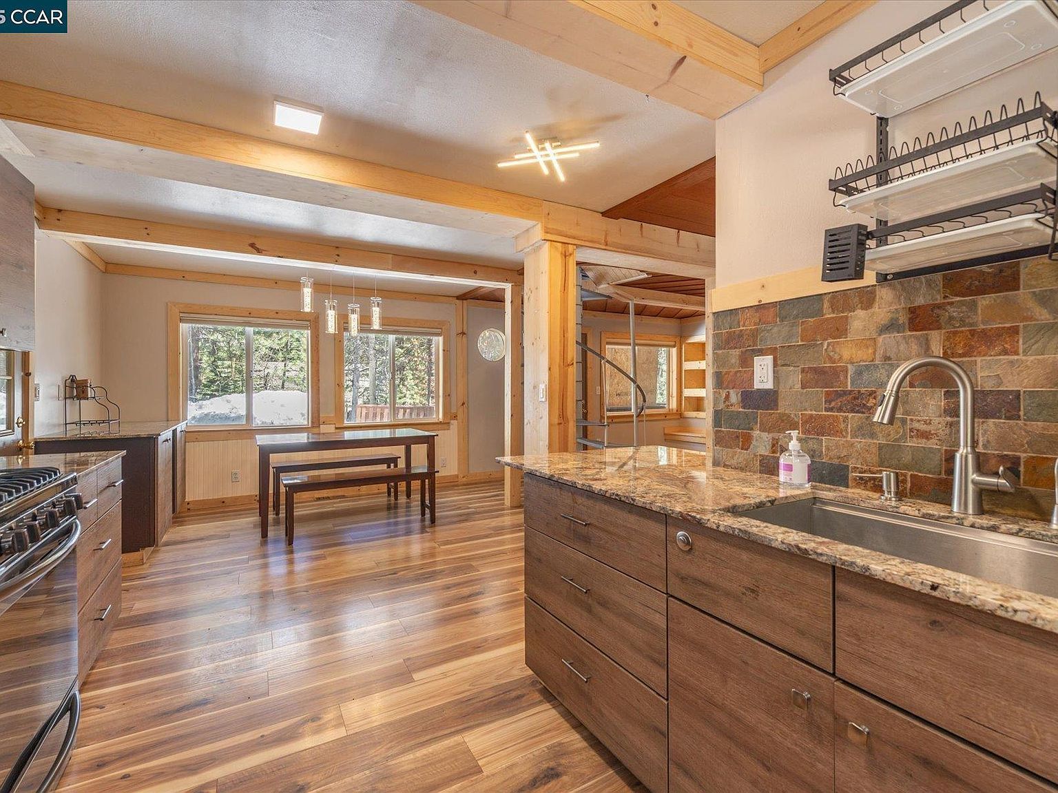 12255 Sierra Dr E Truckee, CA 96161 - Thumbnail 5