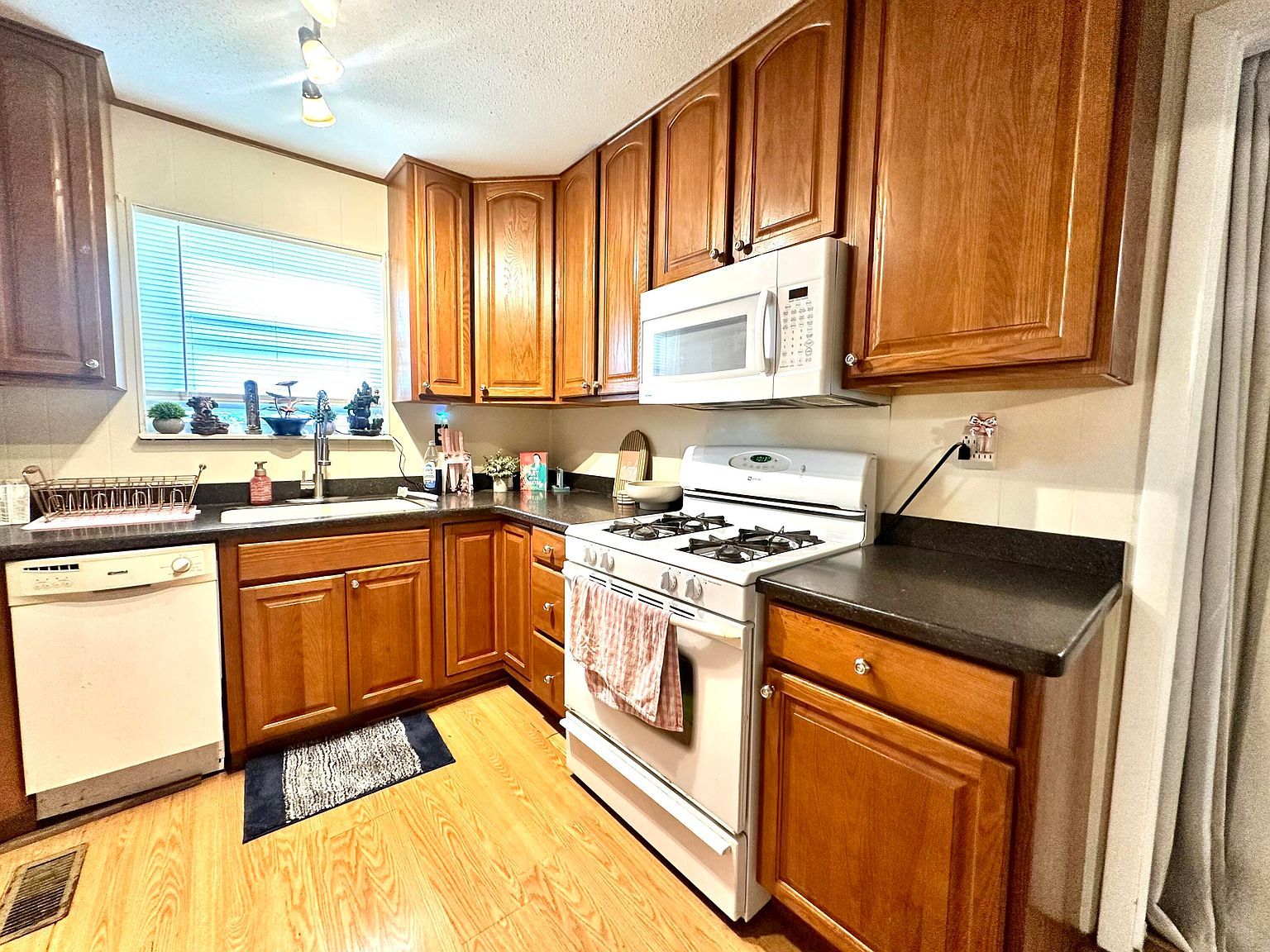 449 Church St Graysville, TN 37338 - Thumbnail 5