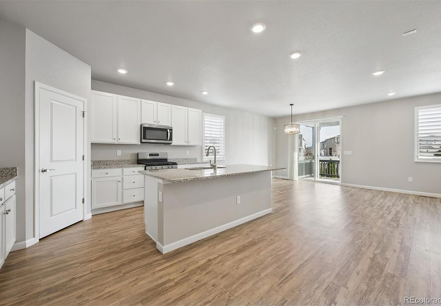 44 S Titus St Aurora, CO 80018 - Thumbnail 5