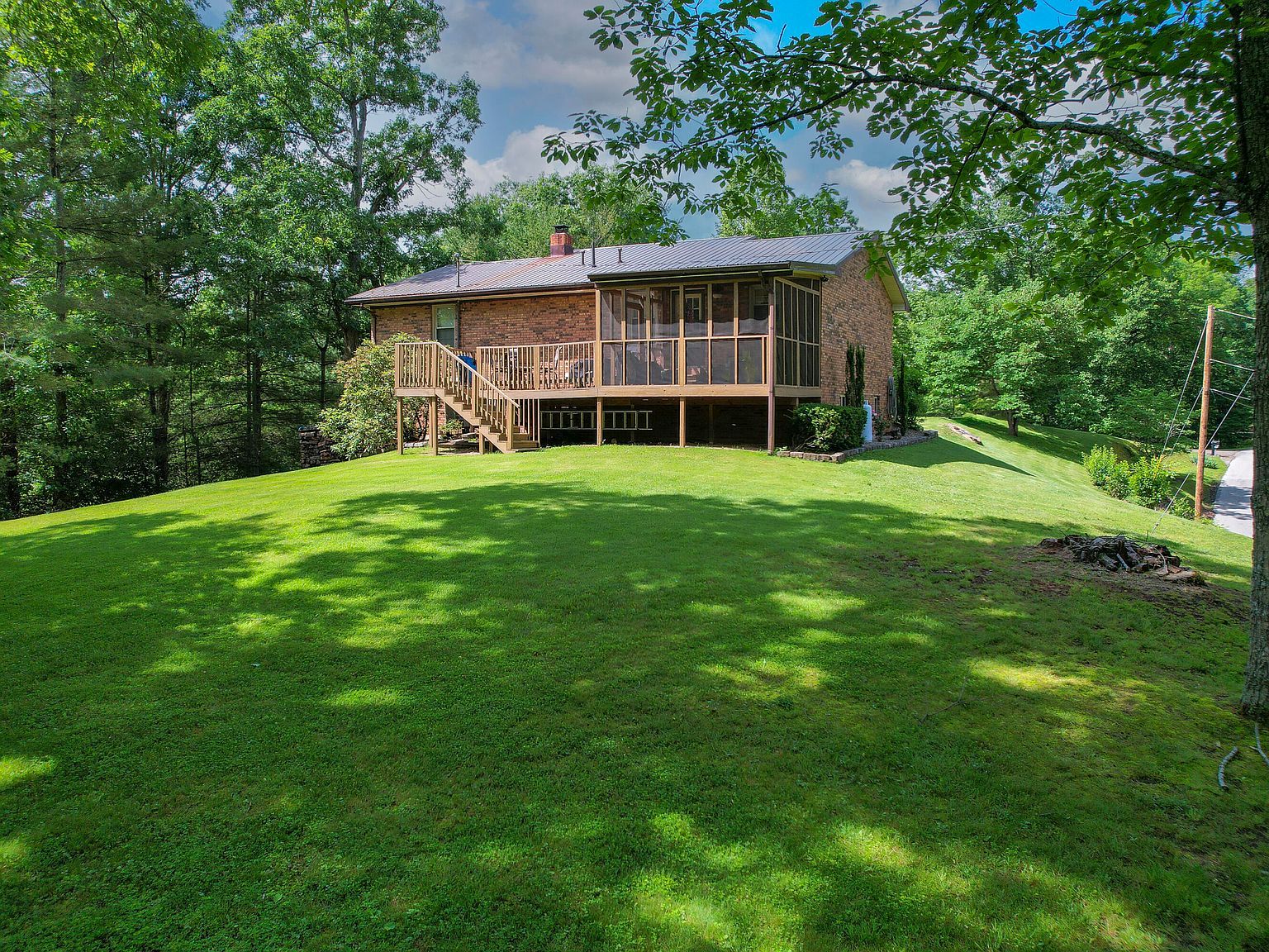 19 Melody Cir West Liberty, KY 41472  | Single Family