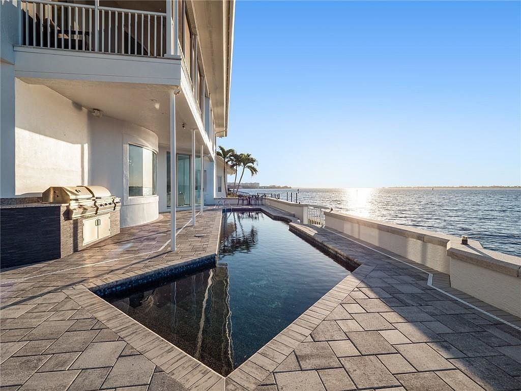 771 Cypress Lake Cir Fort Myers, FL 33919  | Single Family