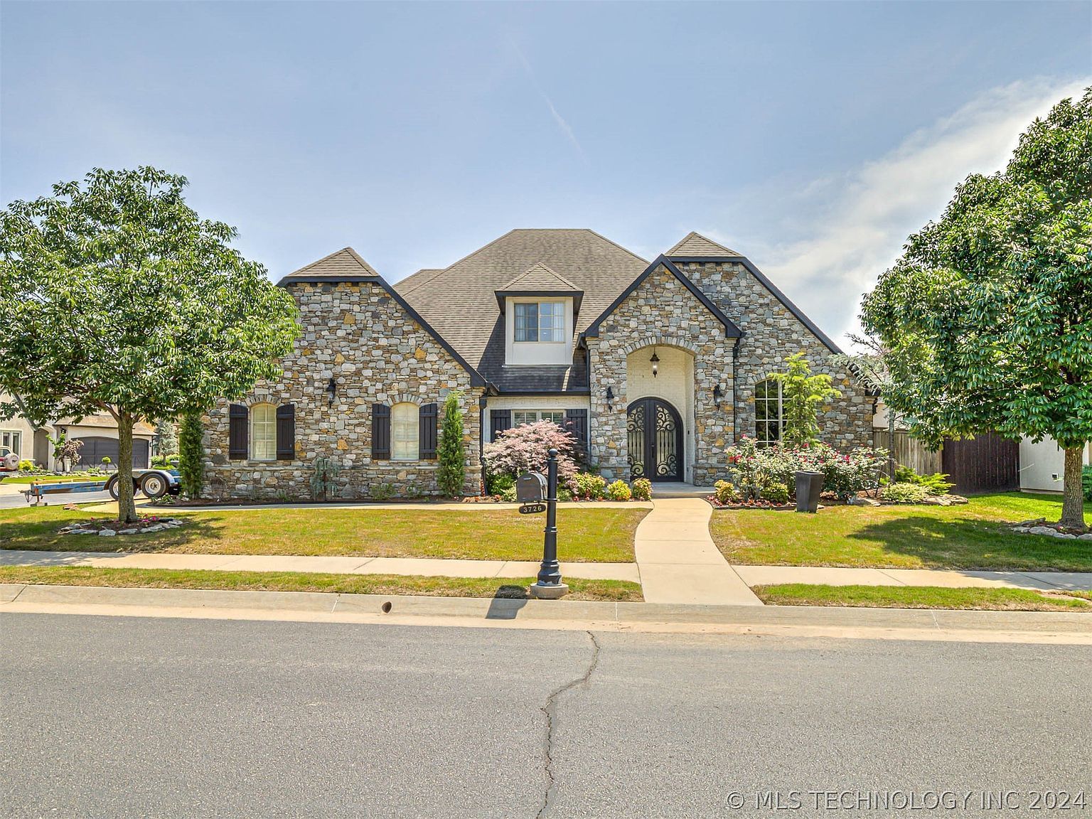 3726 E 116th Pl S Tulsa, OK 74137  | Single Family