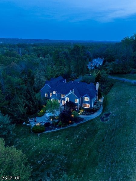 5 Kincaid Ln Chatham, NJ 07928  | Single Family