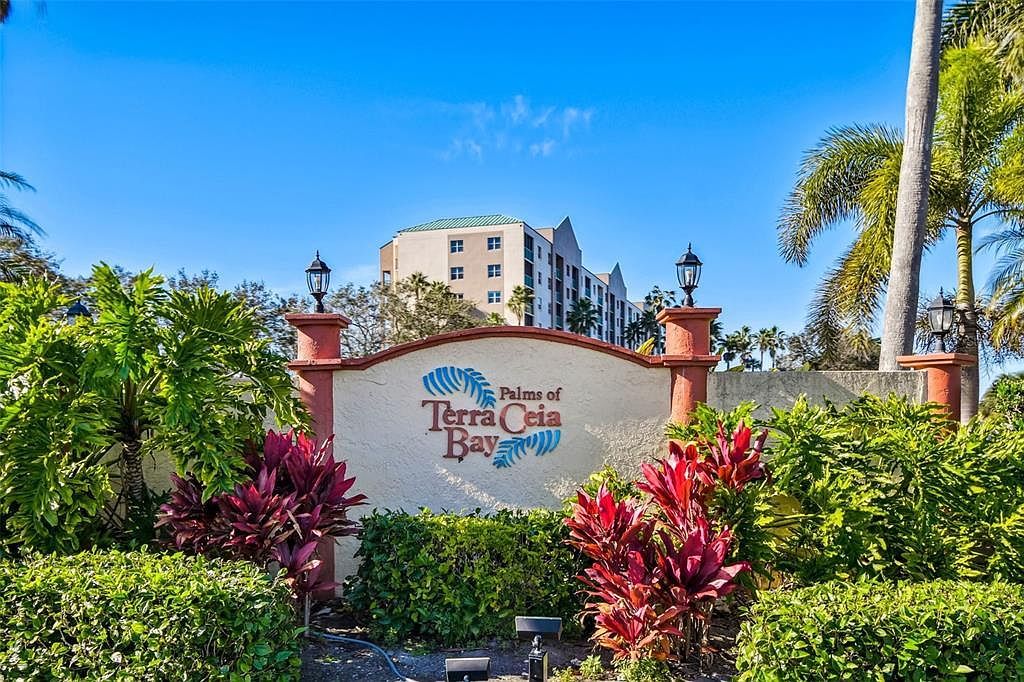2320 Terra Ceia Bay Blvd UNIT 711 Palmetto, FL 34221  | Condominium