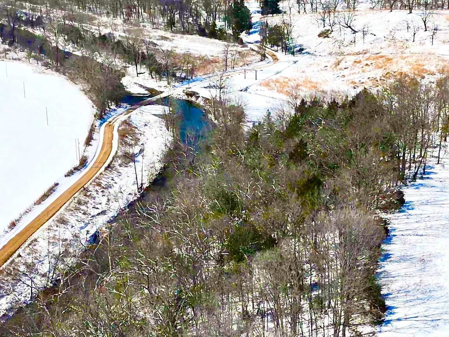 300 Round Up Ln Bakersfield, MO 65609  | Single Family