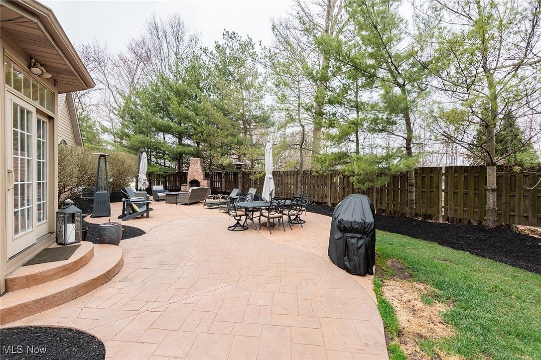 1885 Bordeaux Way Westlake, OH 44145 | Single Family