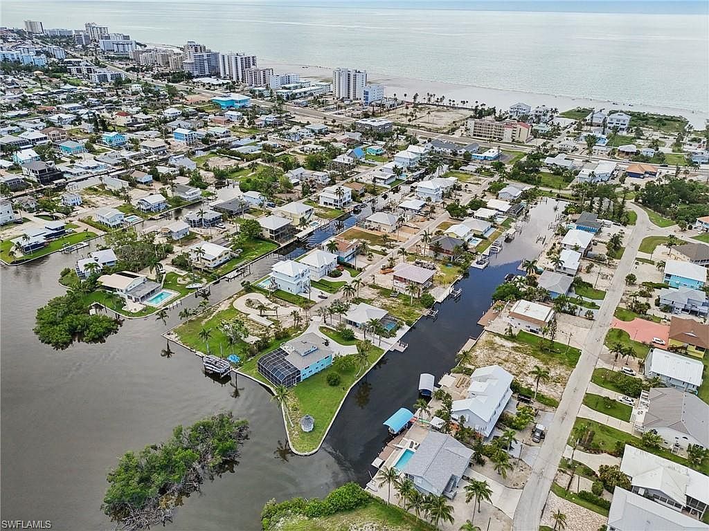 267 Flamingo St Fort Myers Beach, FL 33931  | Single Family