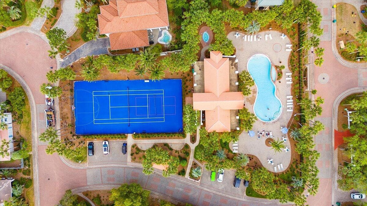 4639 Paradise Isle Destin, FL 32541  | Single Family