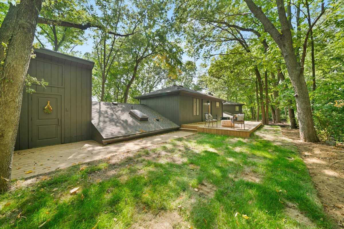 7601 E Forest Lakes Dr NW, Parkville, MO, USA, 64152  | Single Family