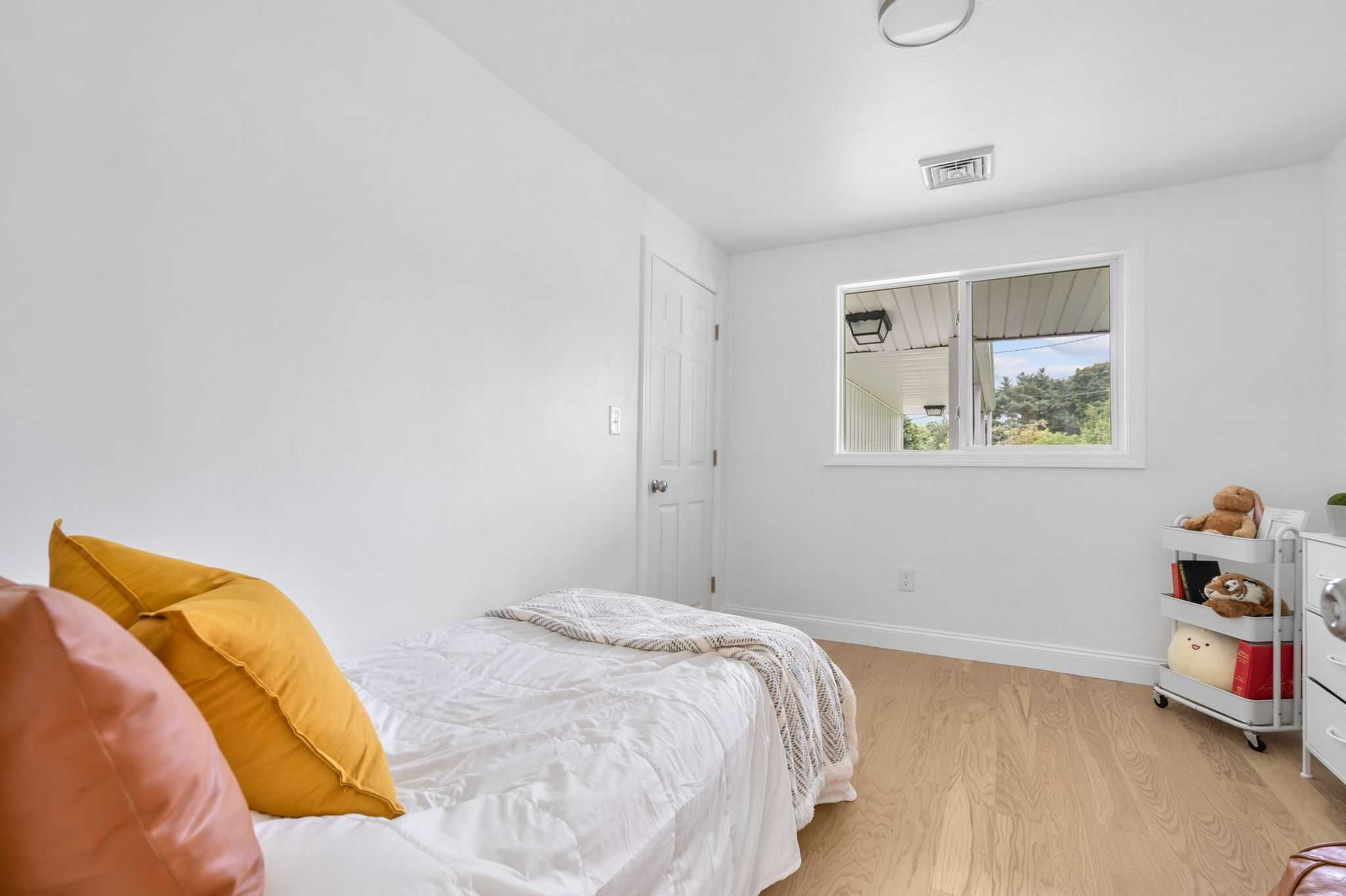 26 Hammond Avenue, Cohasset, MA, USA, 2025  | Single Family