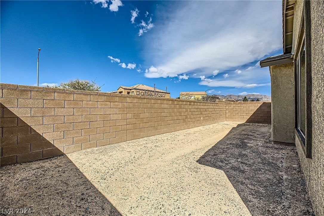 6607 Summershade St North Las Vegas, NV 89086  | Single Family