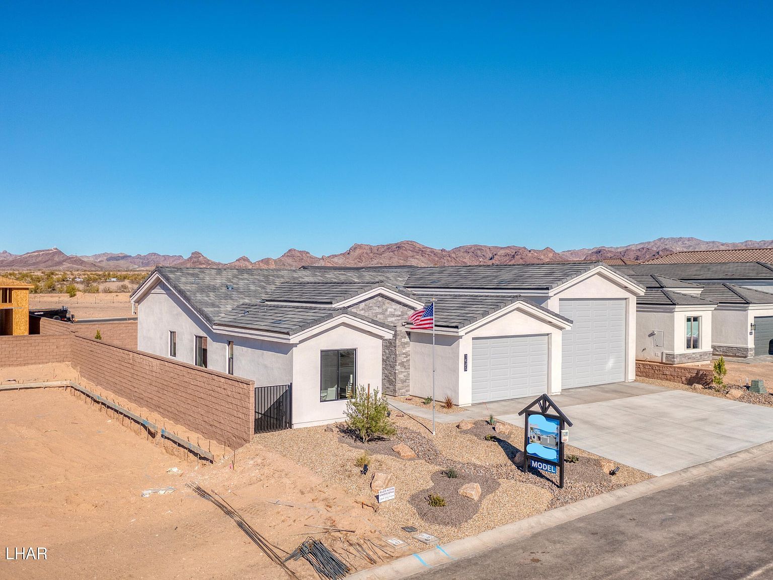 1824 The Jewel On Your Lot Pln Lake Havasu City, AZ 86404  | Single Family