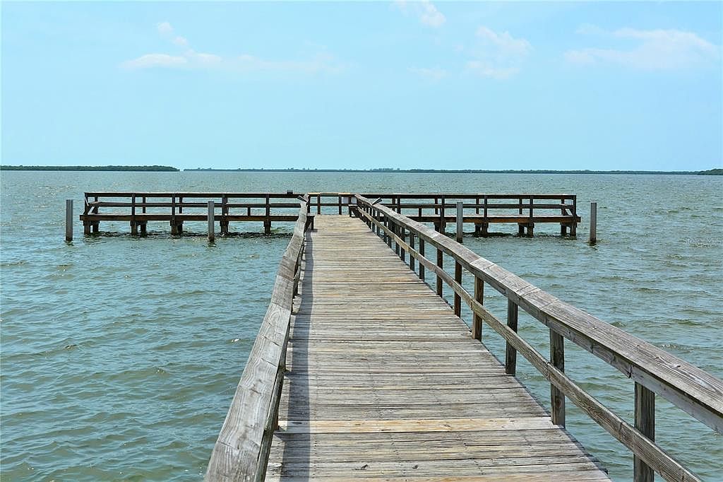 2906 Captains Ct Palmetto, FL 34221 | Condominium