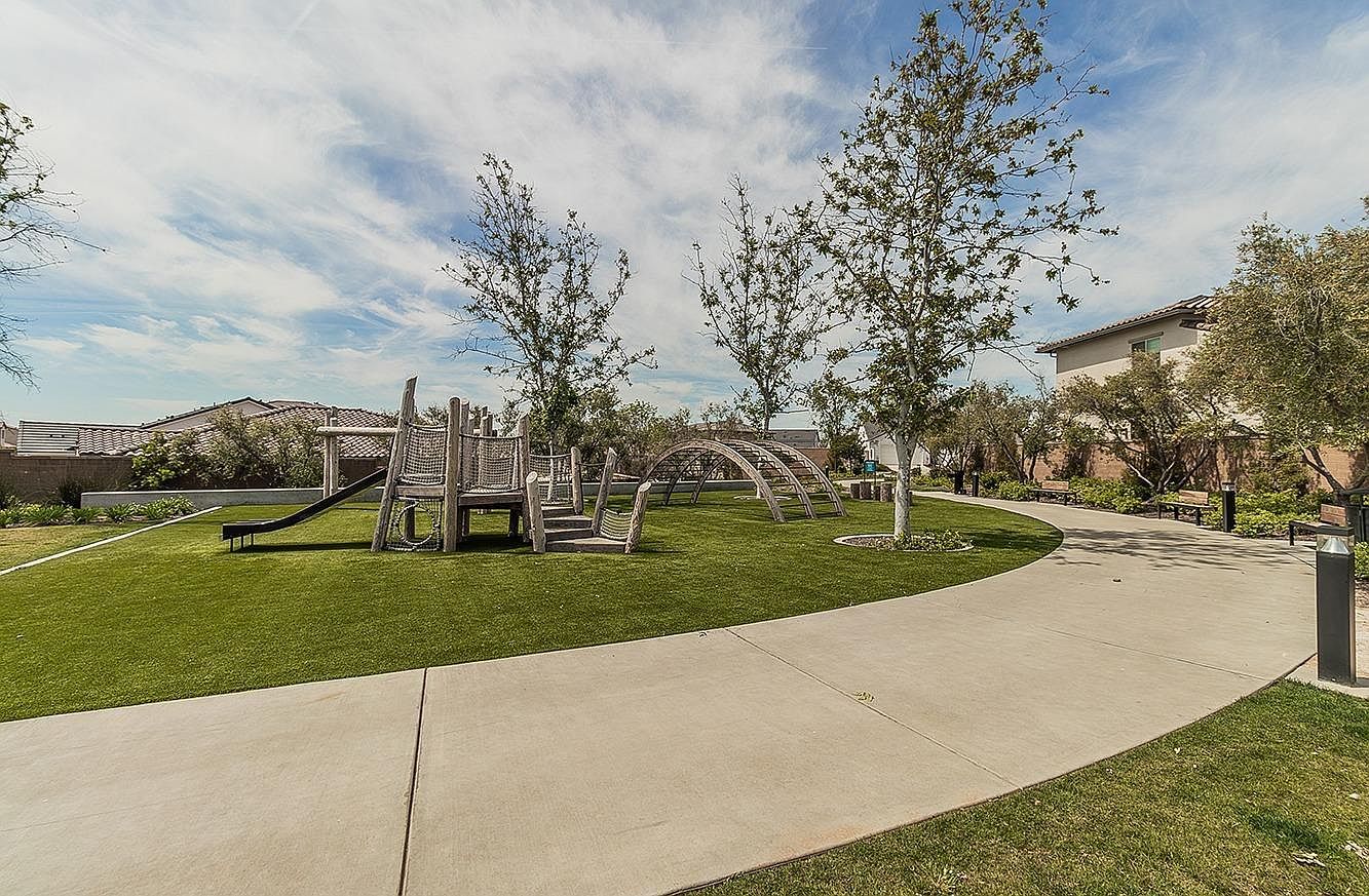 4338 Monarch Pl Madera, CA 93636 | Single Family