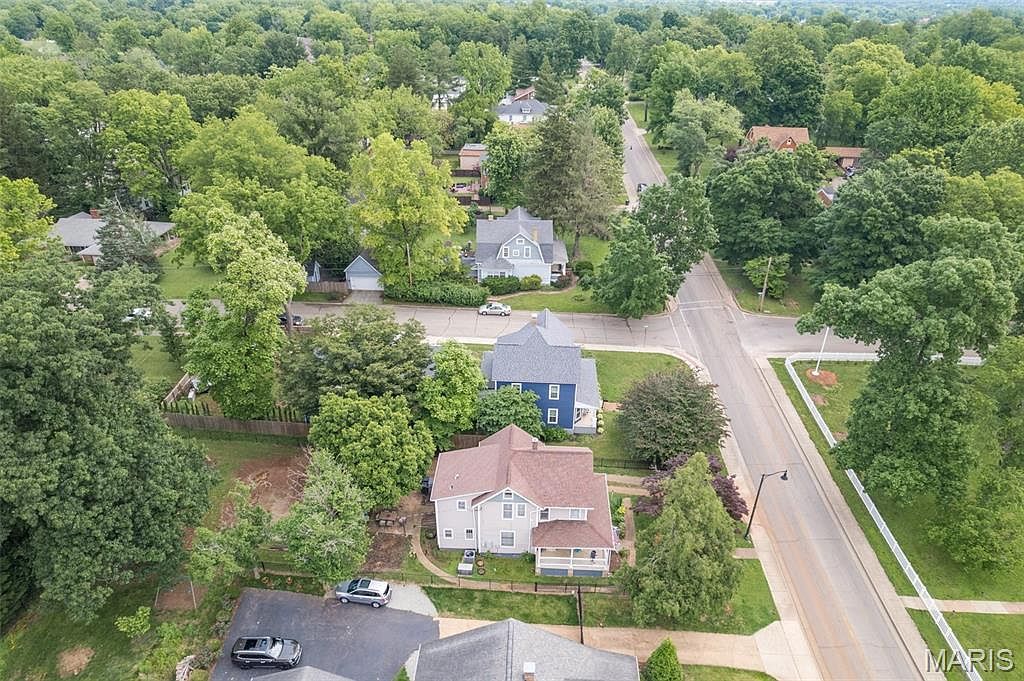 805 W Columbia St Farmington, MO 63640  | Single Family