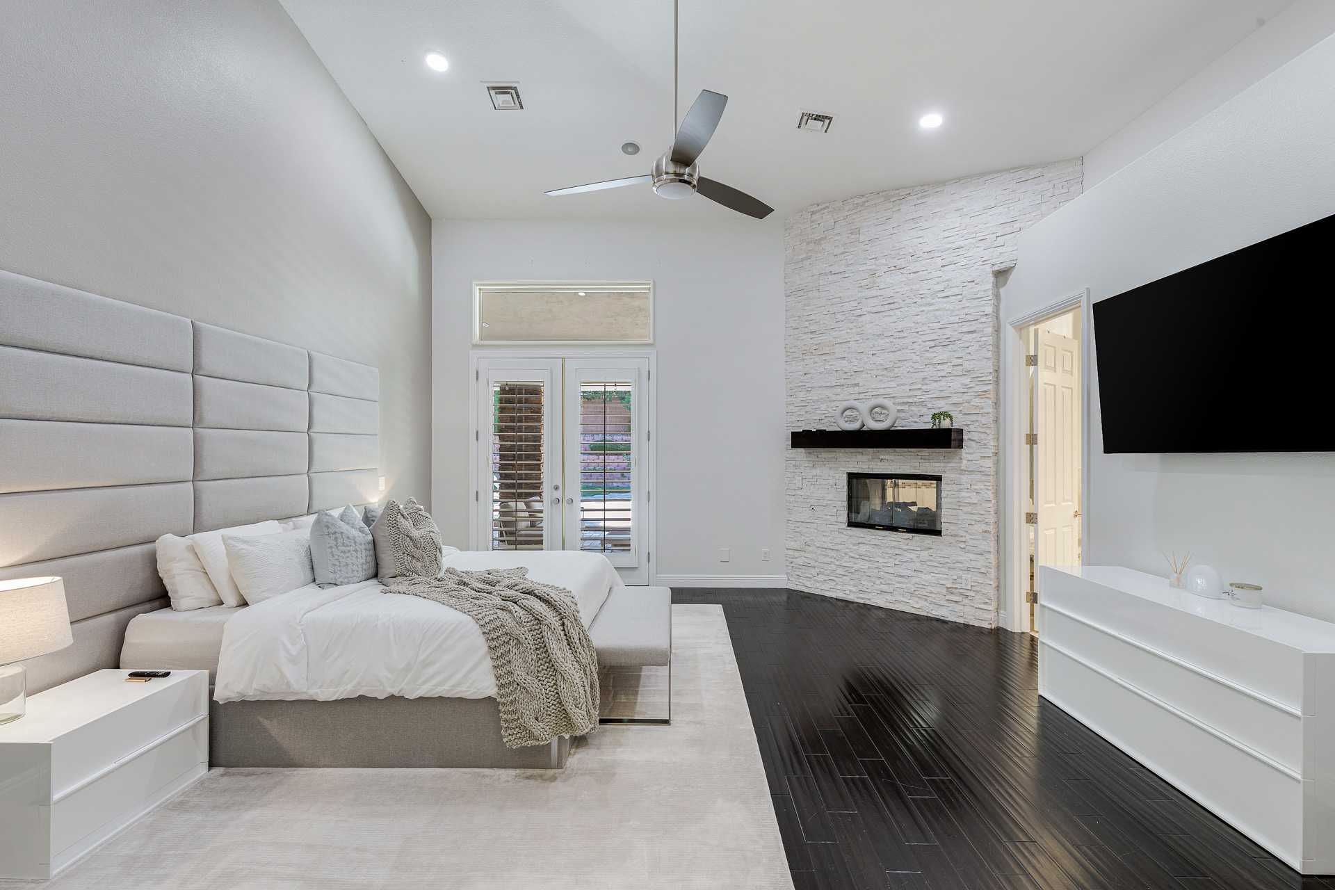 10968 Tranquil Waters Court, Las Vegas, NV 89135 - Thumbnail 4