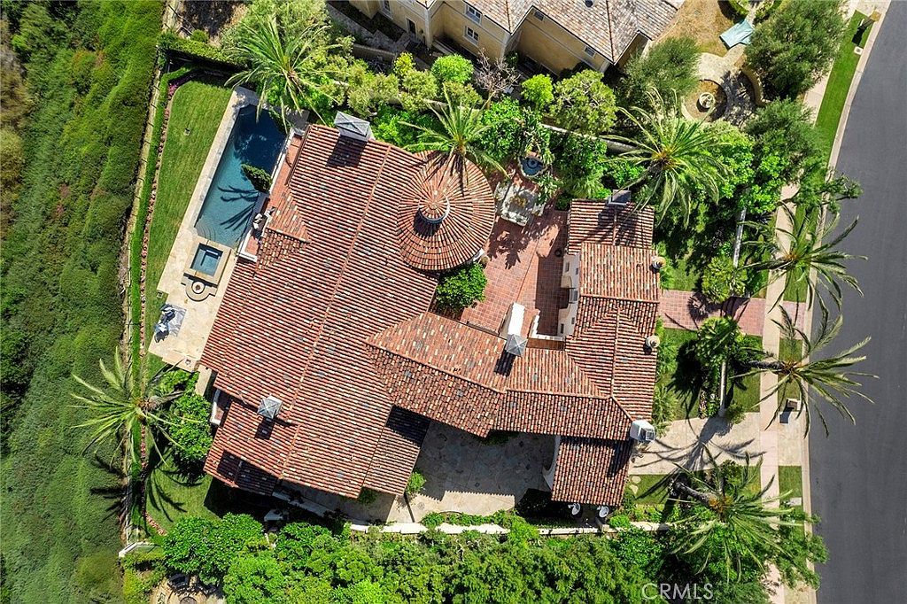 26 Fairway Point Newport Coast, CA 92657  | Single Family