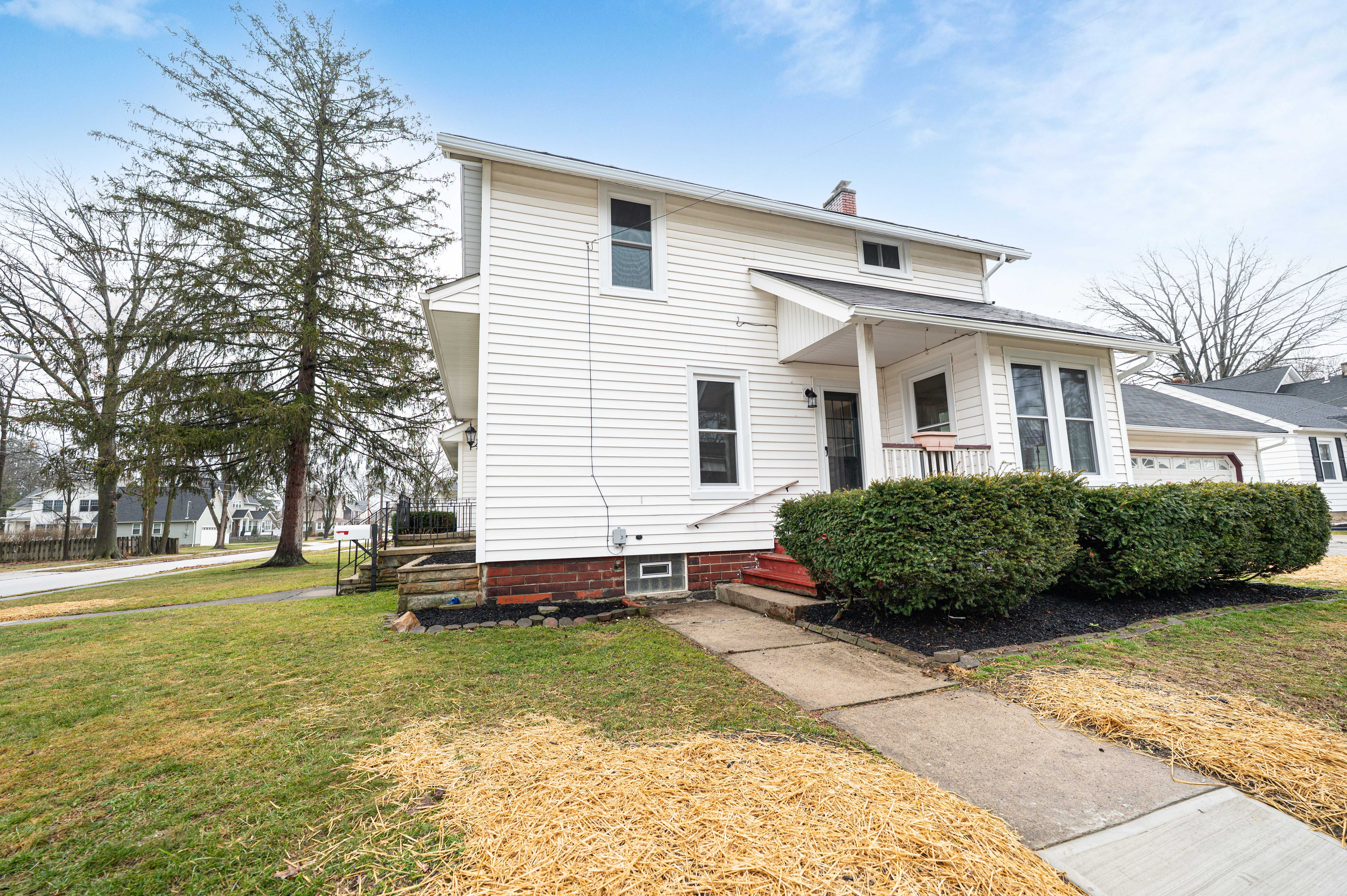 38210 South St, Willoughby, OH, USA, 44094  | Single Family