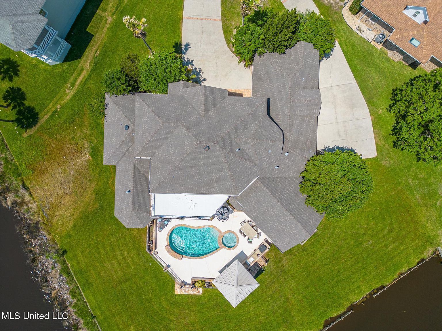 2001 Claudette Ct Biloxi, MS 39531  | Single Family