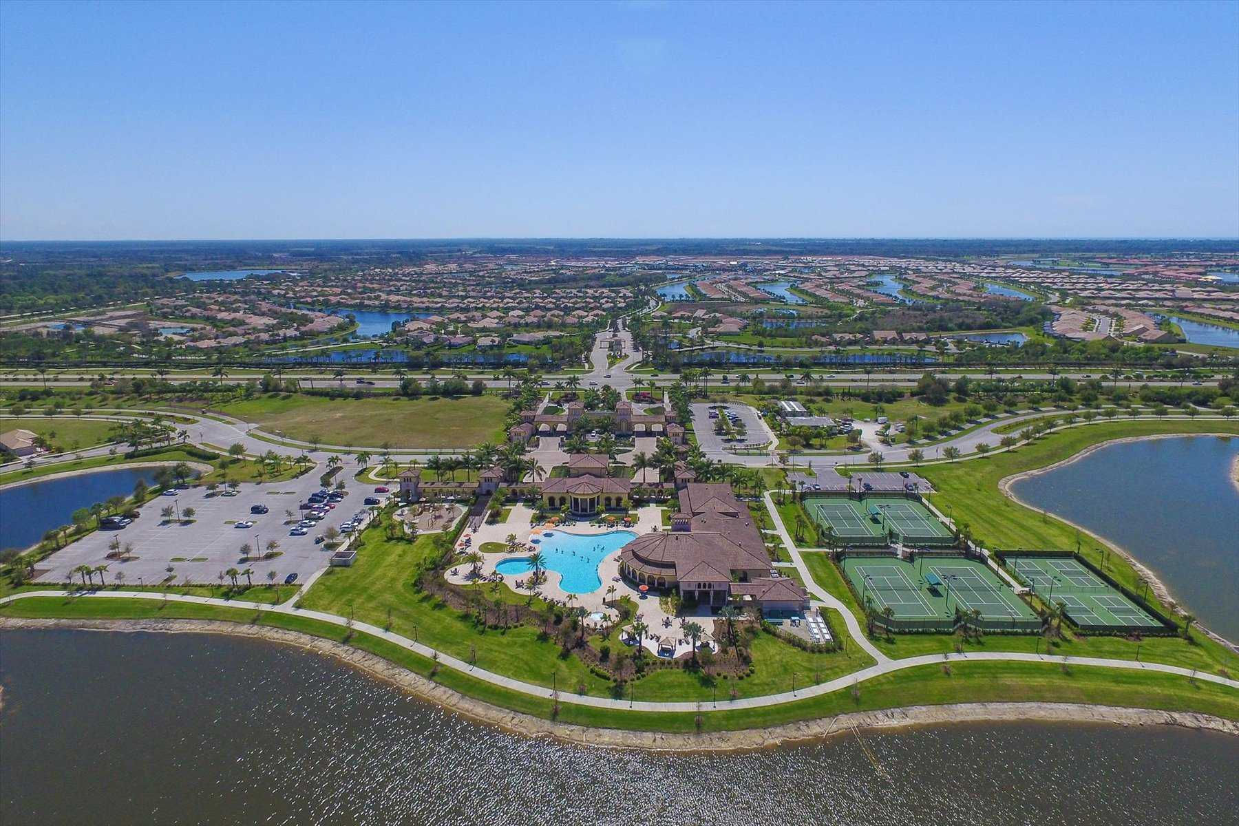 20387 Lagente Circle, Venice, FL, USA, 34293  | Town Home