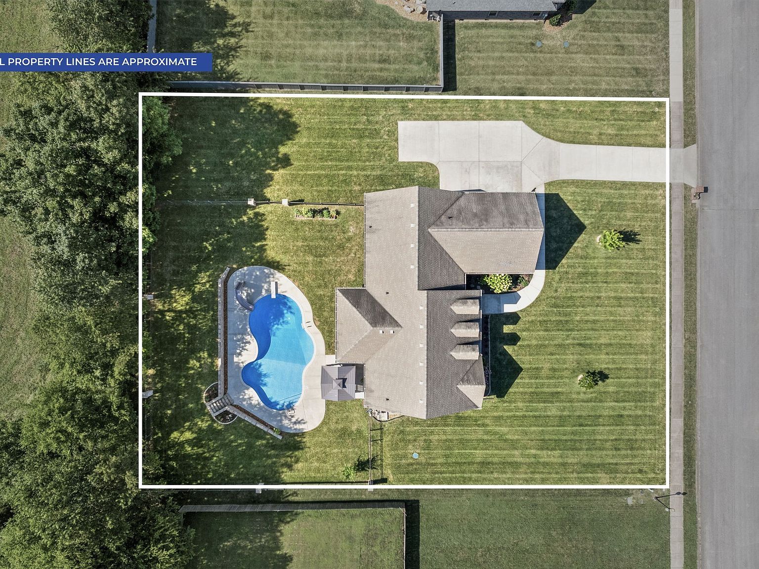 185 Plantation Dr Pleasant View, TN 37146  | Single Family